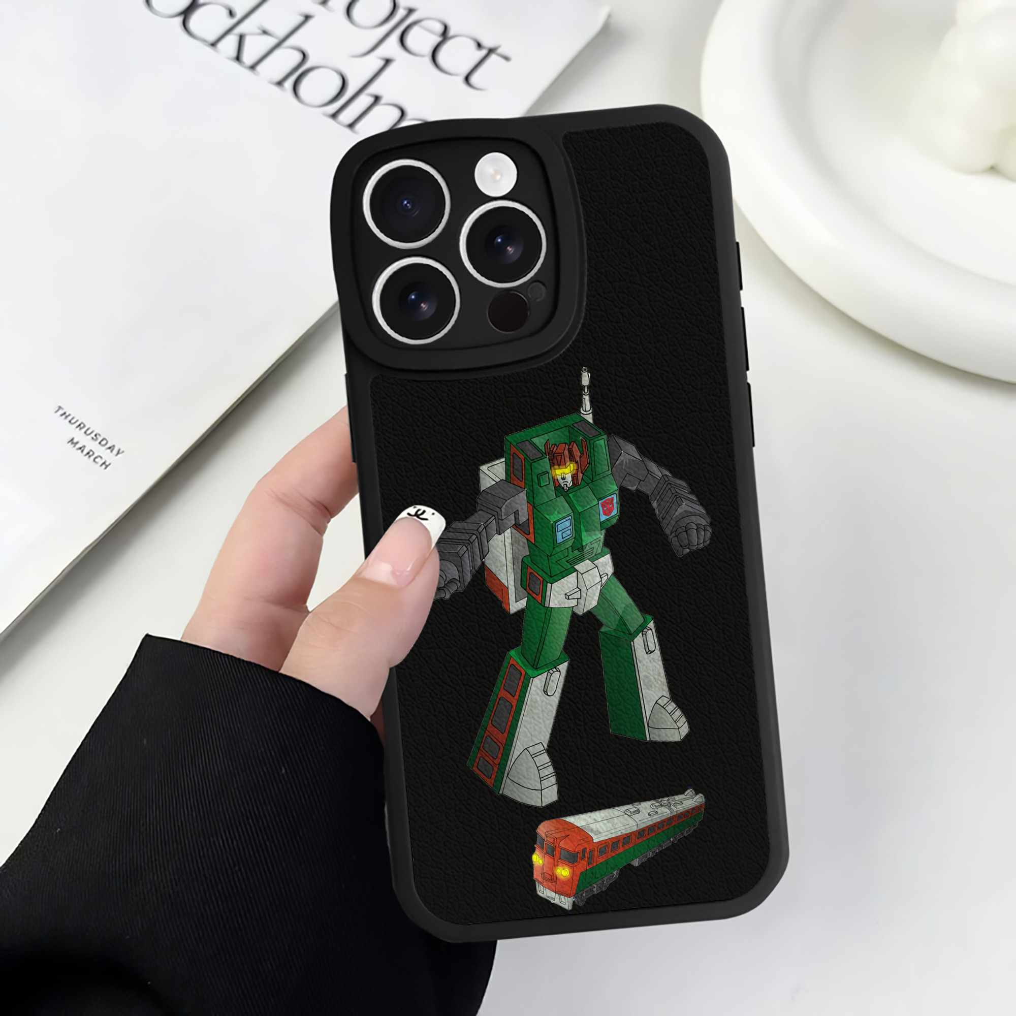 （画像用）  【iPhone 16シリーズ対応】シリコンスマホケース（レザー調） 材質：シリコン